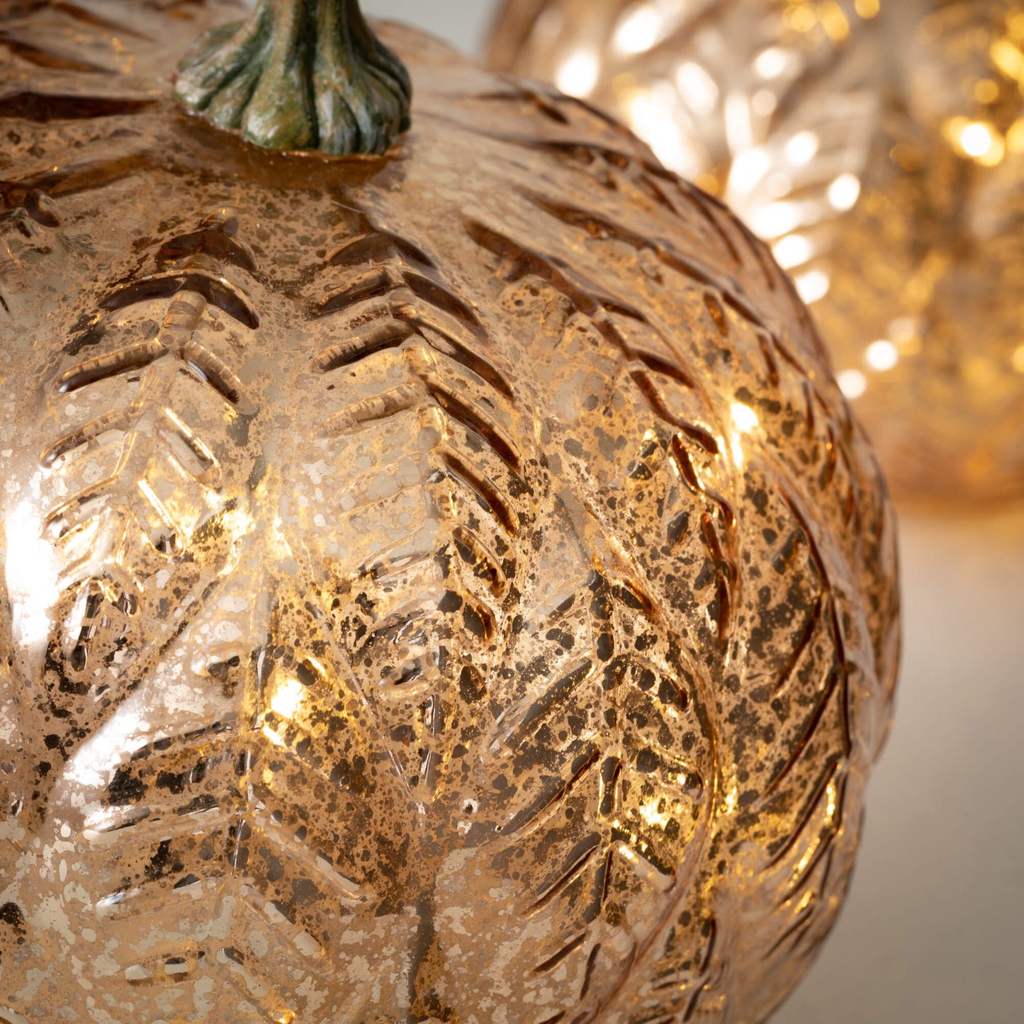 ILLUMINATED GOLD LEAF PATTERN PUMPKIN SET OF 2