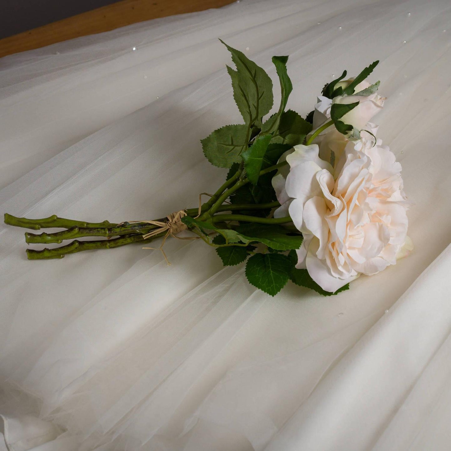 Peachy Cream Short Stem Rose Bouquet - Eudemonia Home Goods