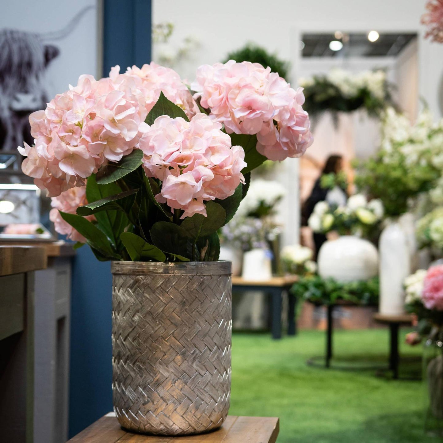Shabby Pink Single Hydrangea - Eudemonia Home Goods