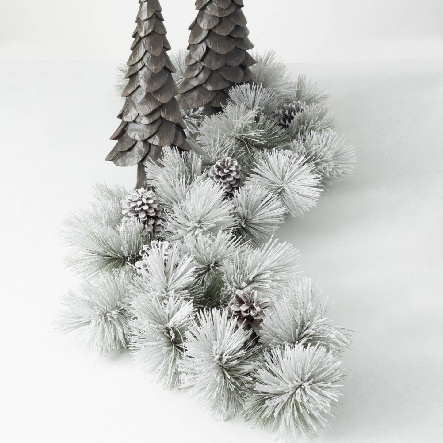 6' FLOCKED PINE & CONE GARLAND