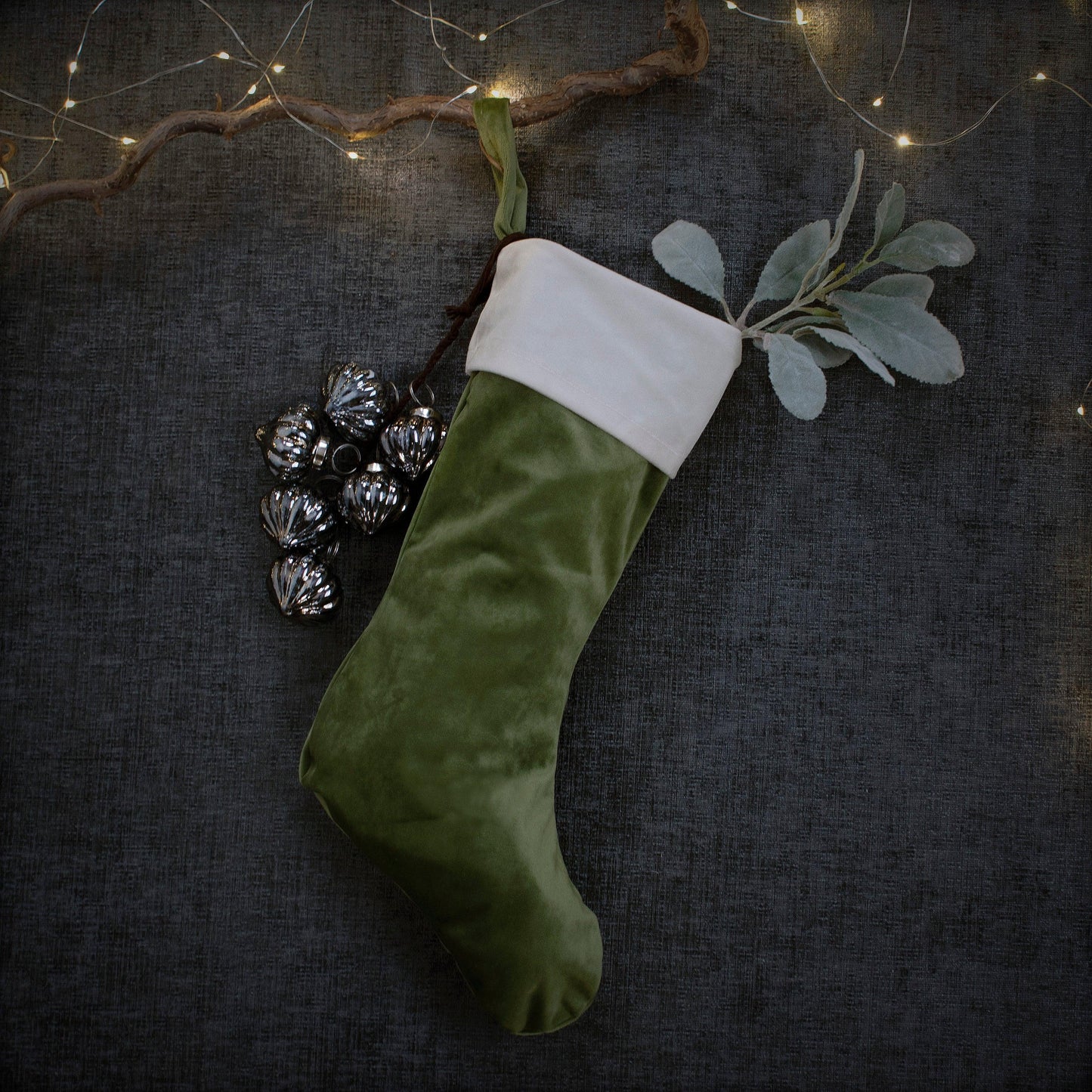 The Noel Collection Smoked Midnight Teardop Bauble Cluster - Eudemonia Home Goods